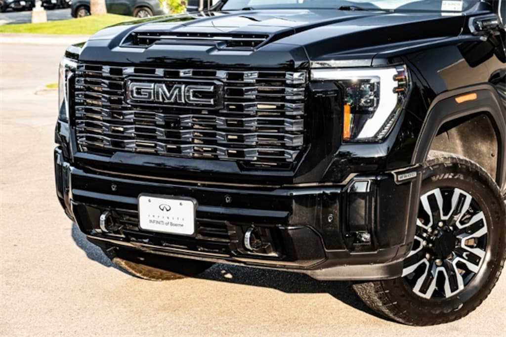 Used 2025 GMC Sierra 2500HD Denali Ultimate 4WD Crew Cab 159 Denali Ultimate