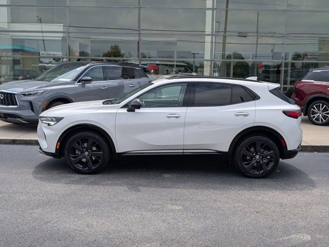 2023 Buick Envision Essence photo 2