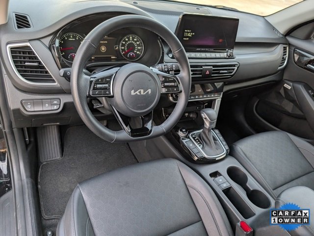 2023 Kia Seltos SX photo 4