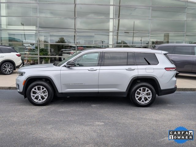2021 Jeep Grand Cherokee Limited photo 2