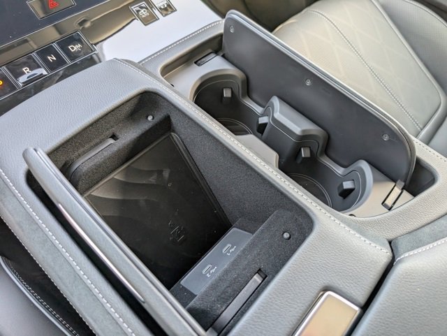 2025 INFINITI QX80 Sensory 4WD - Photo 19