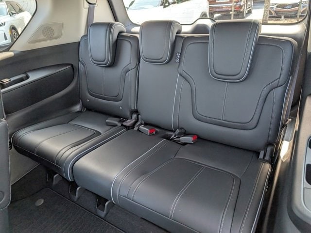 2025 INFINITI QX80 Sensory 4WD - Photo 29