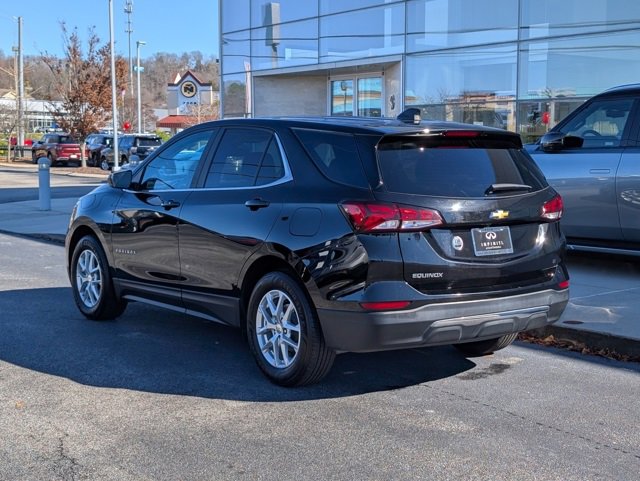 2023 Chevrolet Equinox LT photo 3