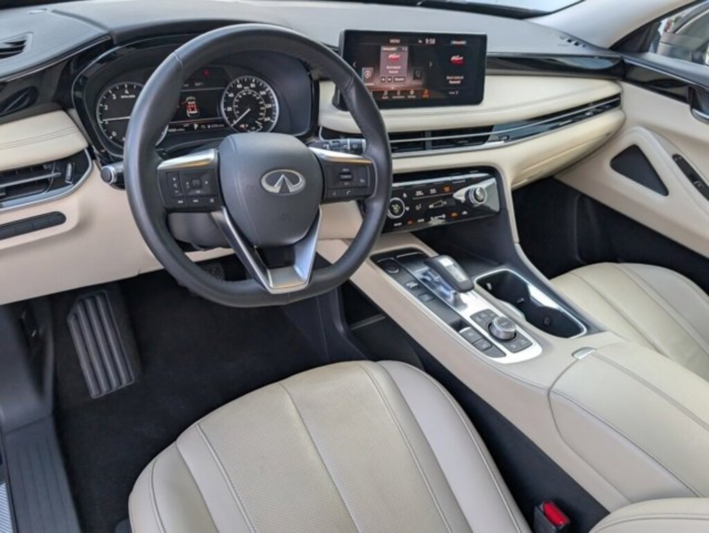 Certified 2025 INFINITI QX60 PURE SUV