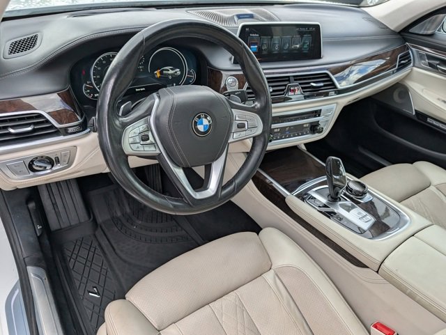 2016 Bmw 750i xDrive photo 4
