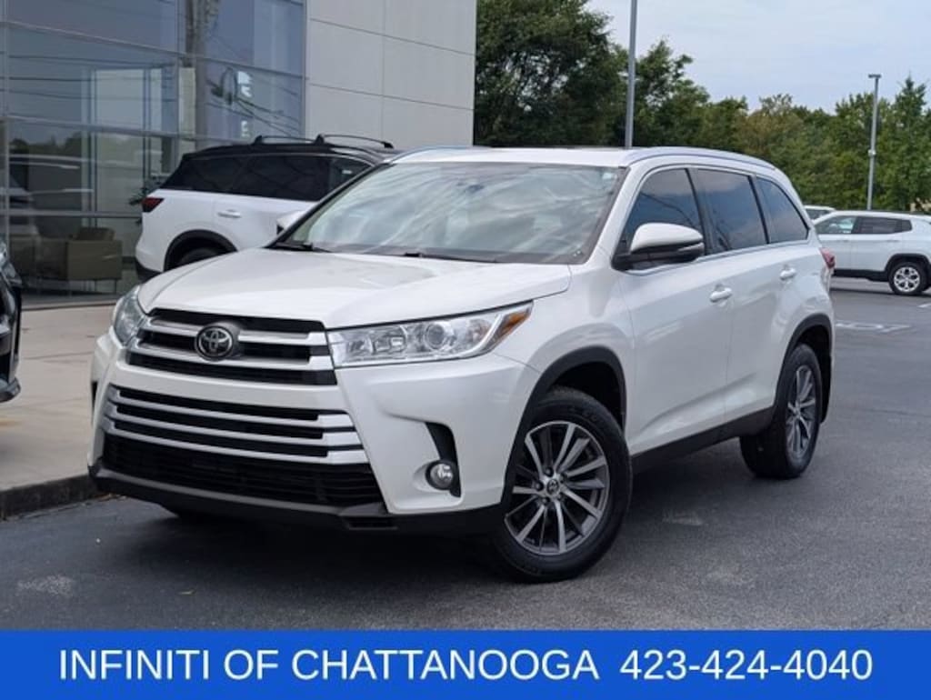Used 2019 Toyota Highlander XLE V6 SUV