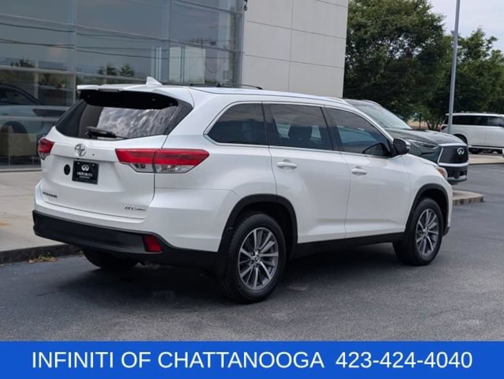 Used 2019 Toyota Highlander XLE V6 SUV