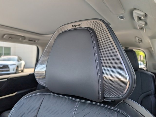 2025 INFINITI QX80 Sensory 4WD - Photo 27
