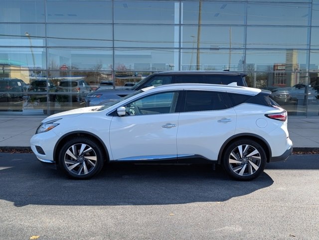 2017 Nissan Murano Platinum photo 2
