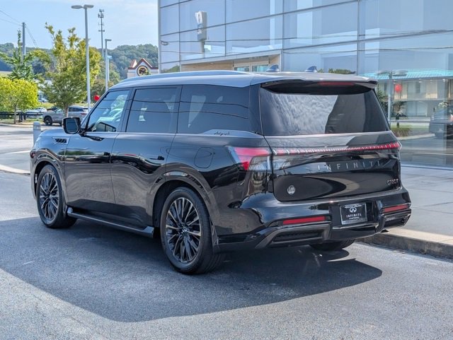 2026 Infiniti QX80 photo 2
