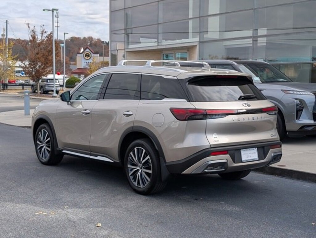 Certified 2024 INFINITI QX60 SENSORY SUV