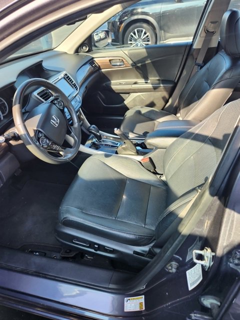 2017 Honda Accord EX-L V6 photo 3