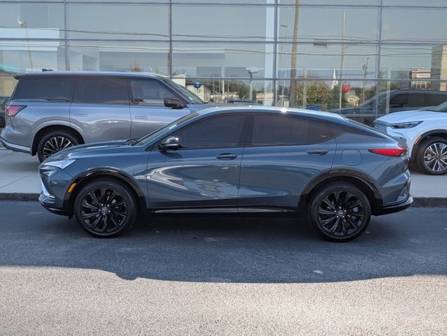 2024 Buick Envista ST photo 2