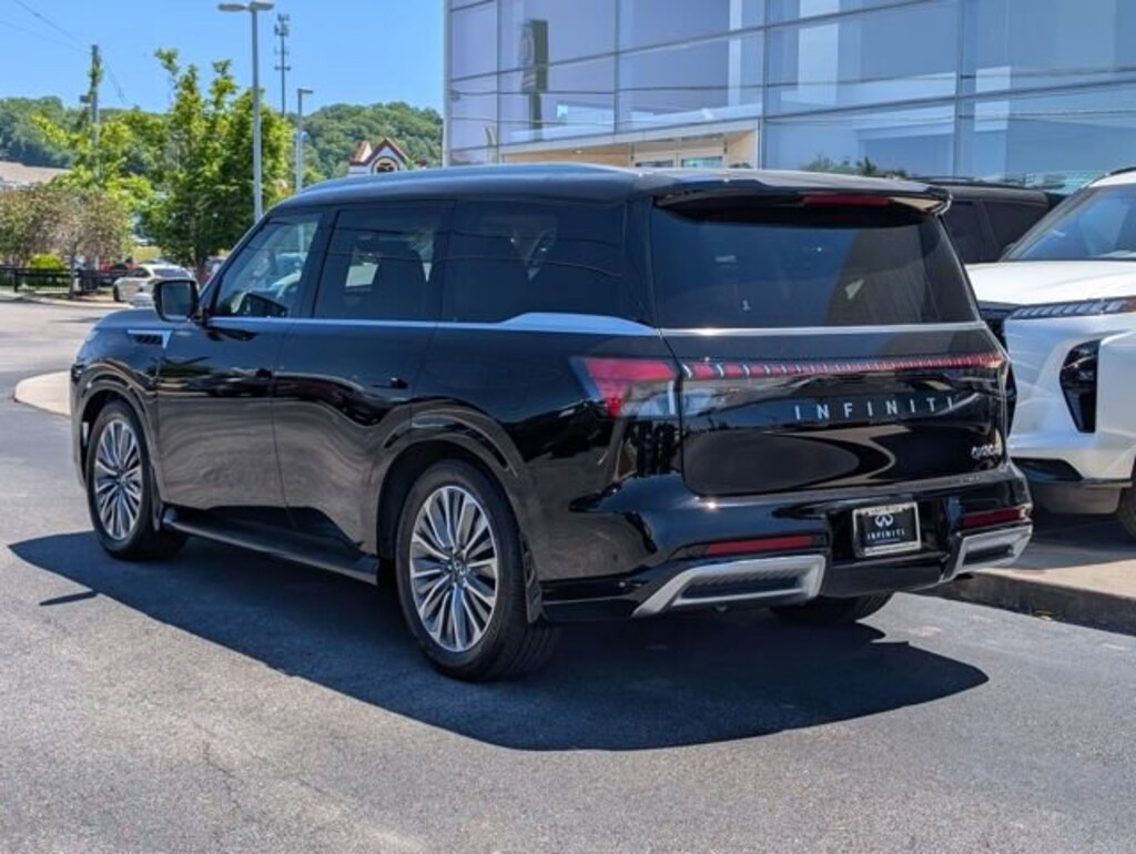 New 2026 INFINITI QX80 LUXE SUV
