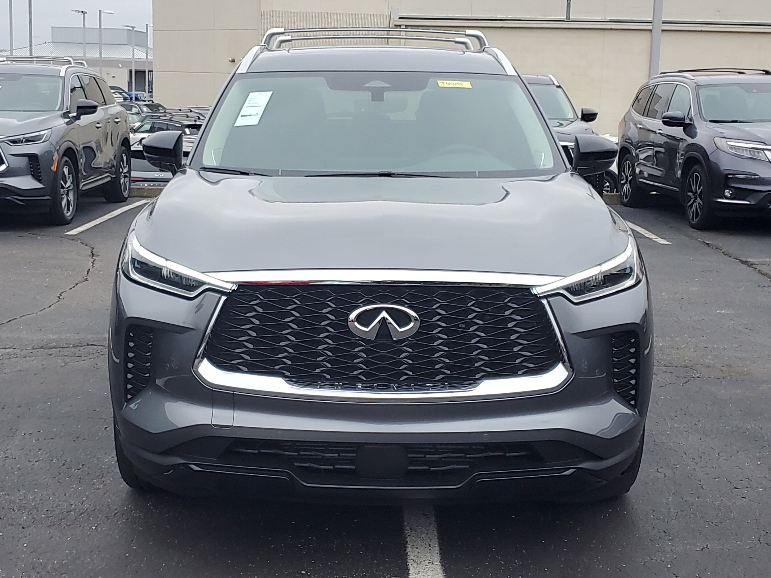 2025 Infiniti QX60 Luxe photo 4
