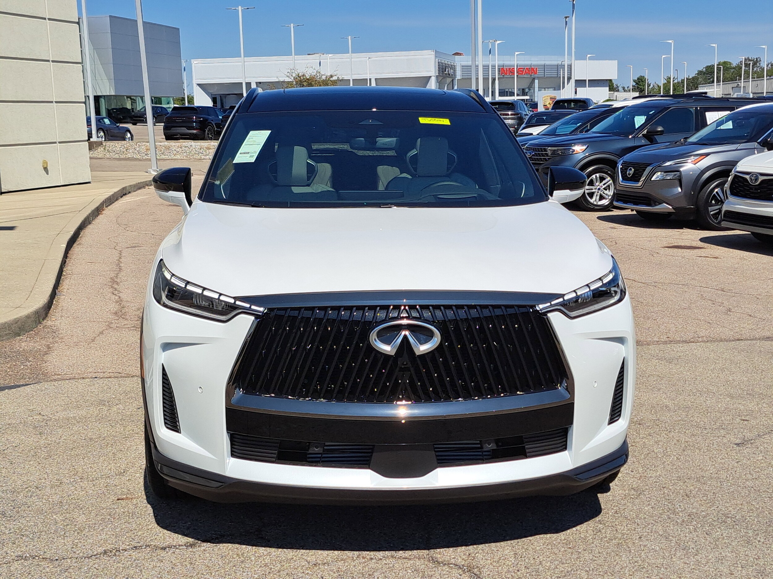 2026 Infiniti QX60 Autograph photo 4