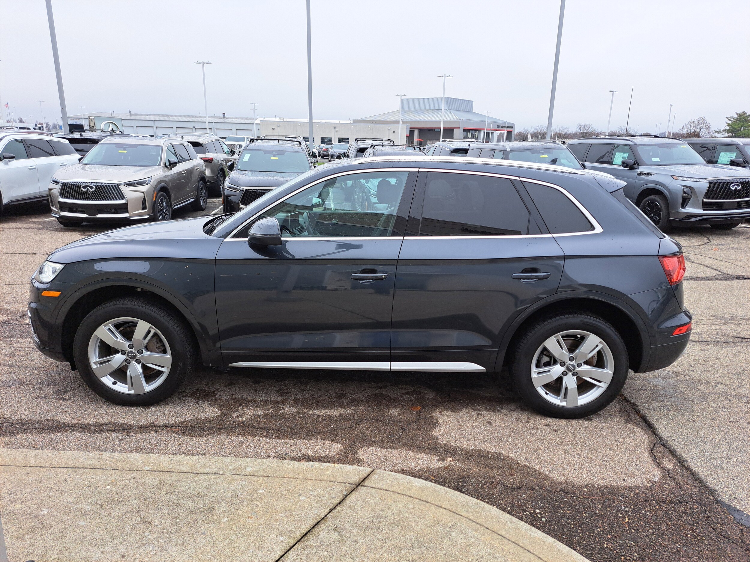 2018 Audi Q5 2.0T Premium photo 2
