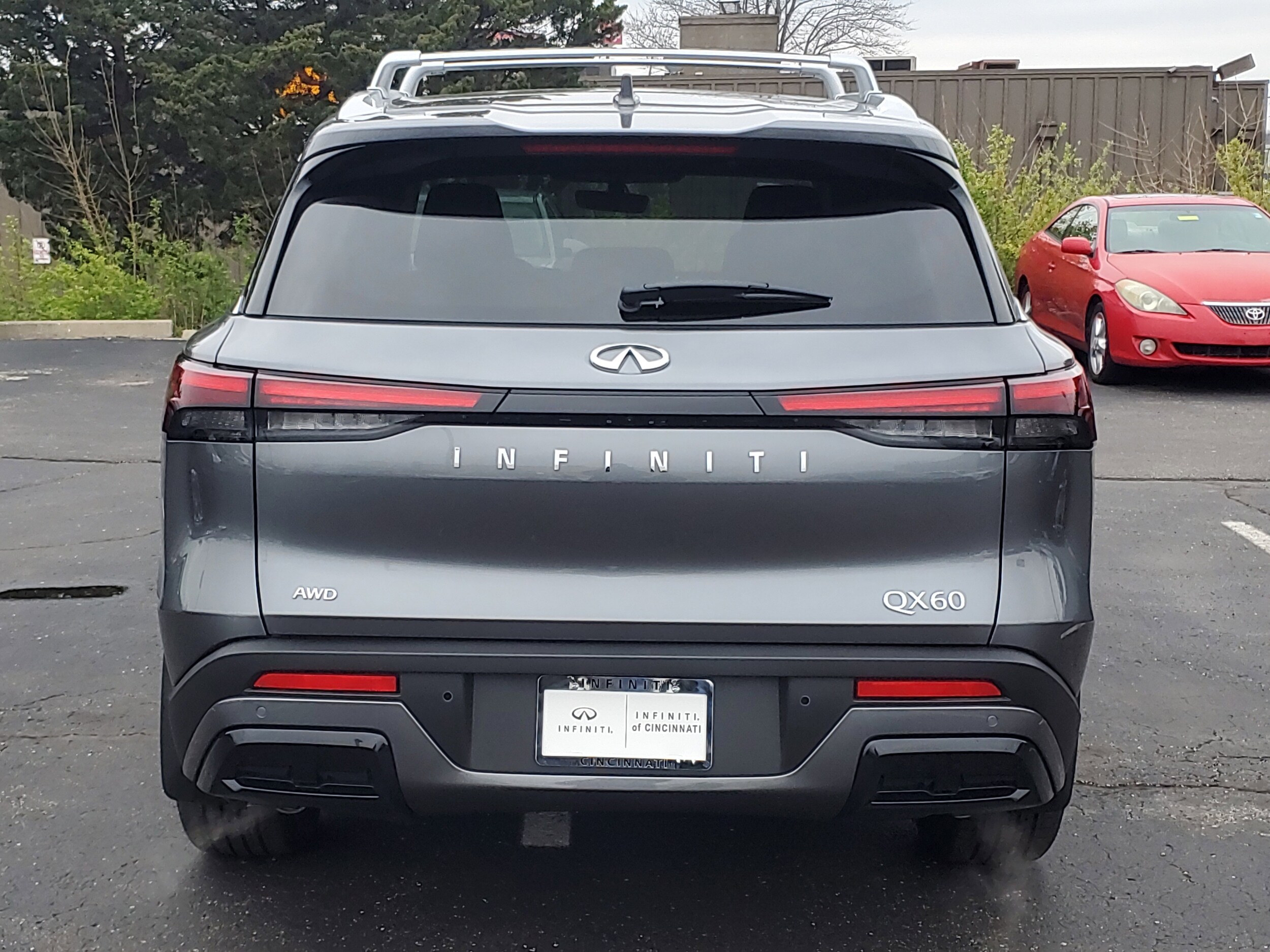 2025 Infiniti QX60 Luxe photo 3