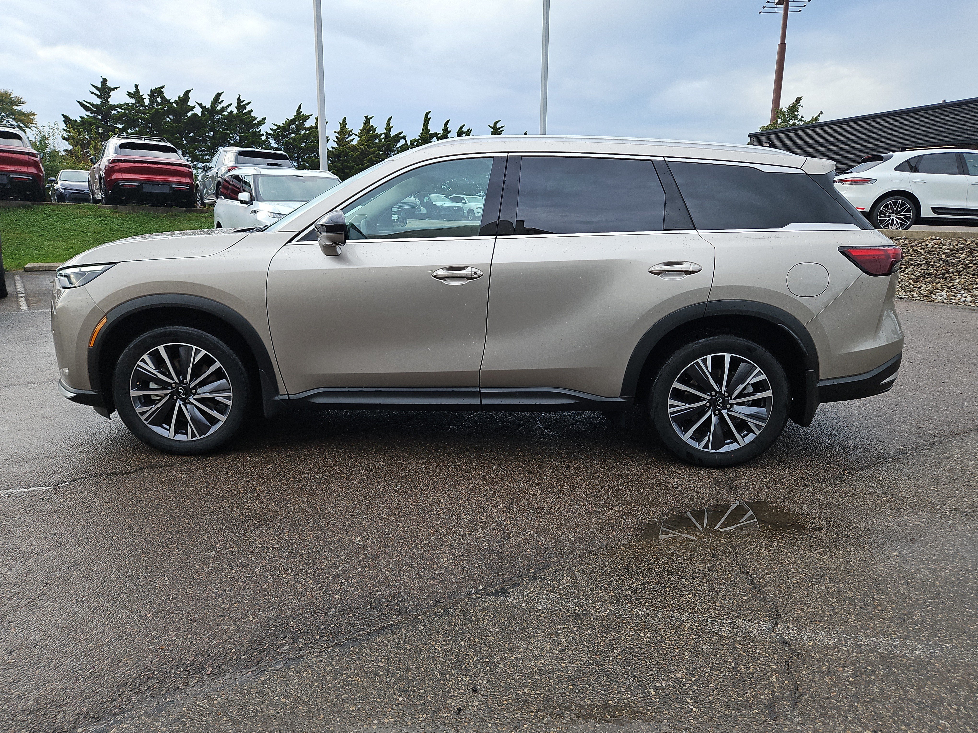 Used 2027 INFINITI QX60 LUXE SUV