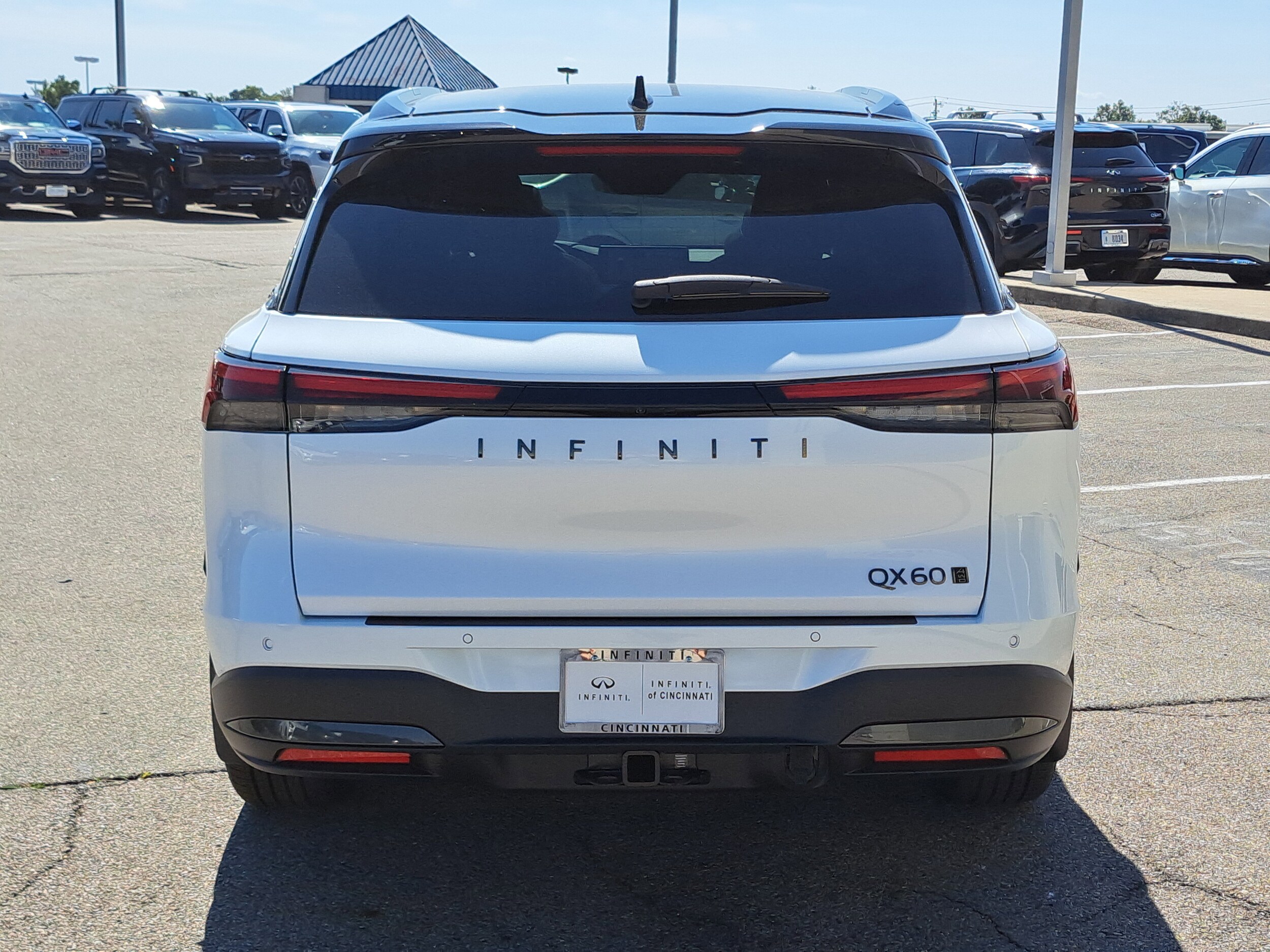 2026 Infiniti QX60 Autograph photo 3