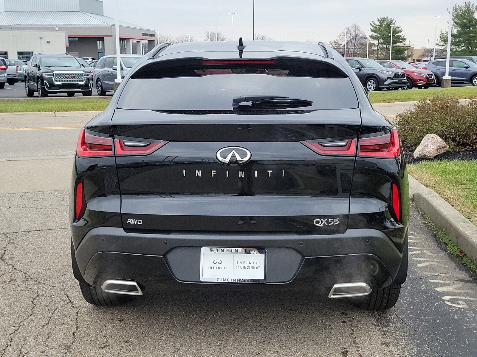 2025 Infiniti QX55 Essential photo 2