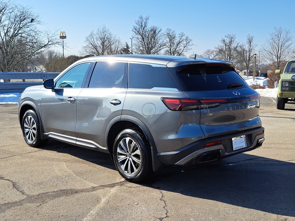 Used 2023 INFINITI QX60 PURE SUV