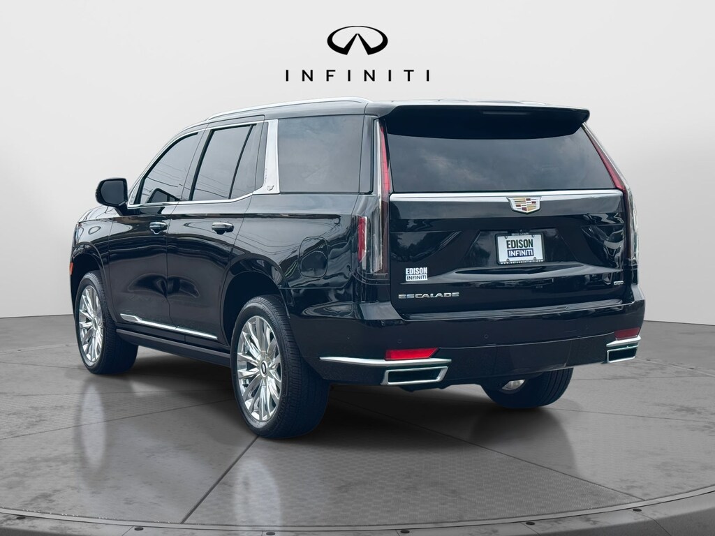 Used 2024 Cadillac Escalade 4WD 4dr Premium Luxury Sport Utility Vehicle