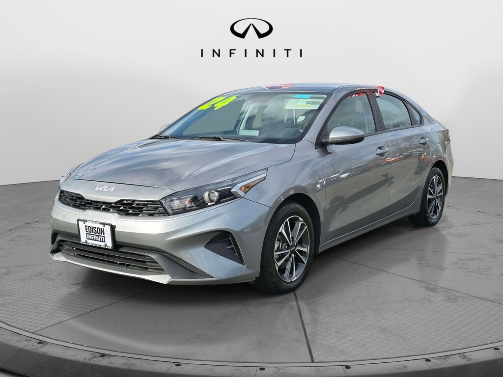 Used 2024 Kia Forte LXS IVT Sedan