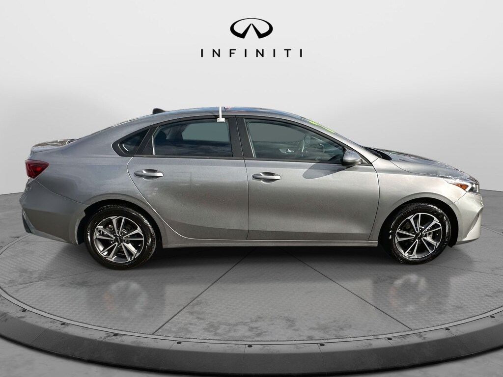 Used 2024 Kia Forte LXS IVT Sedan