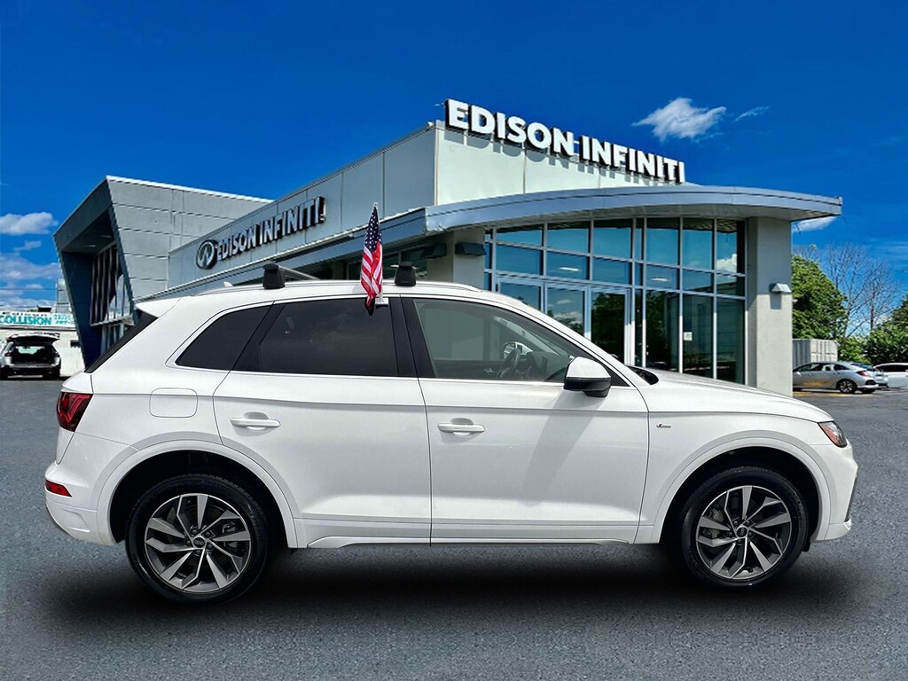 Used 2024 Audi Q5 S Line Premium Plus 45 Tfsi Quattro quattro Sport Utility