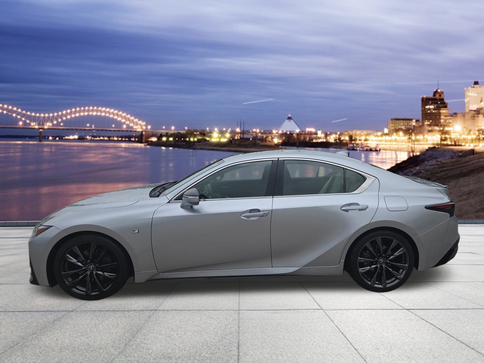 2023 Lexus IS 350 F SPORT photo 2