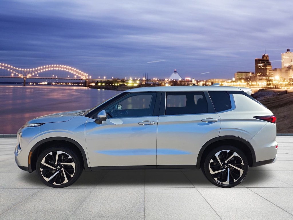 Used 2024 Mitsubishi Outlander SE SUV