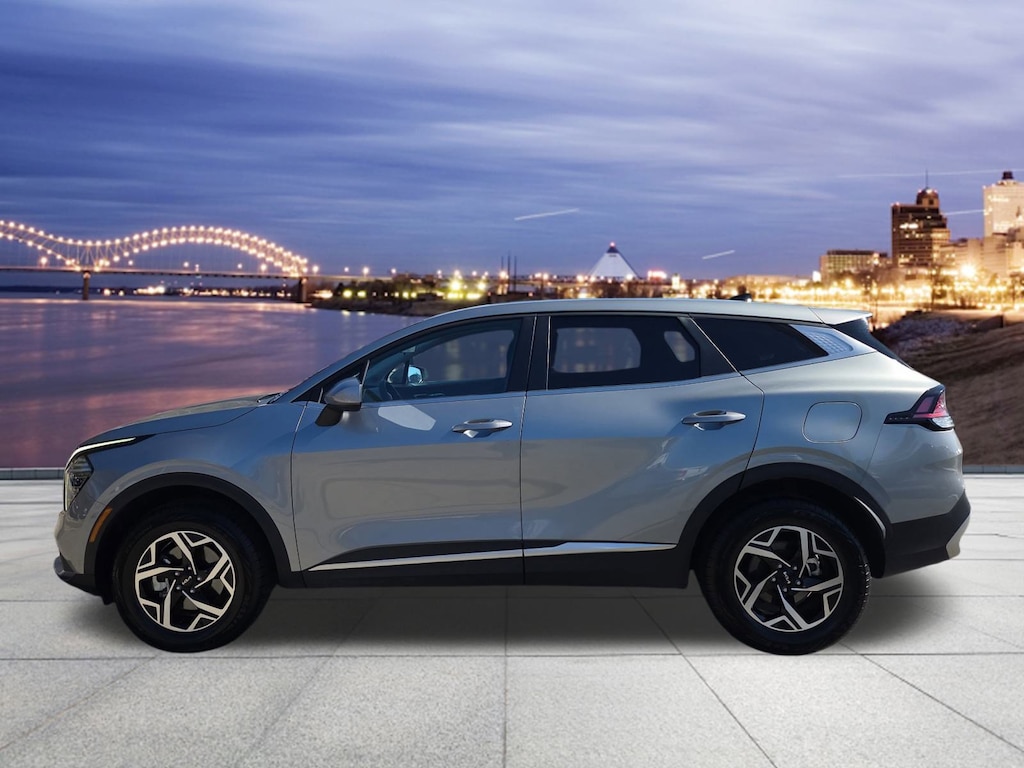 Used 2024 Kia Sportage LX SUV