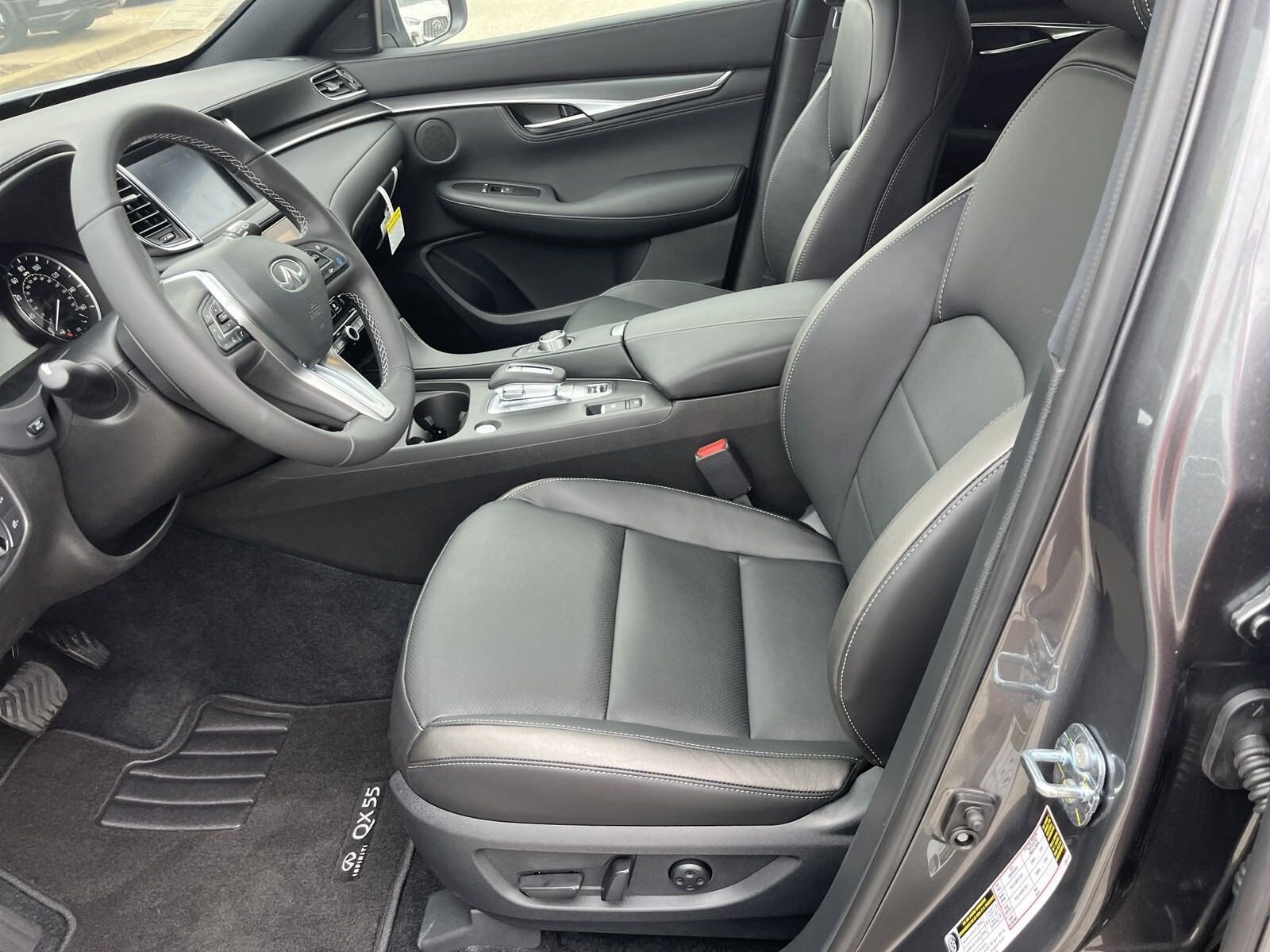 2025 Infiniti QX55 Luxe photo 4