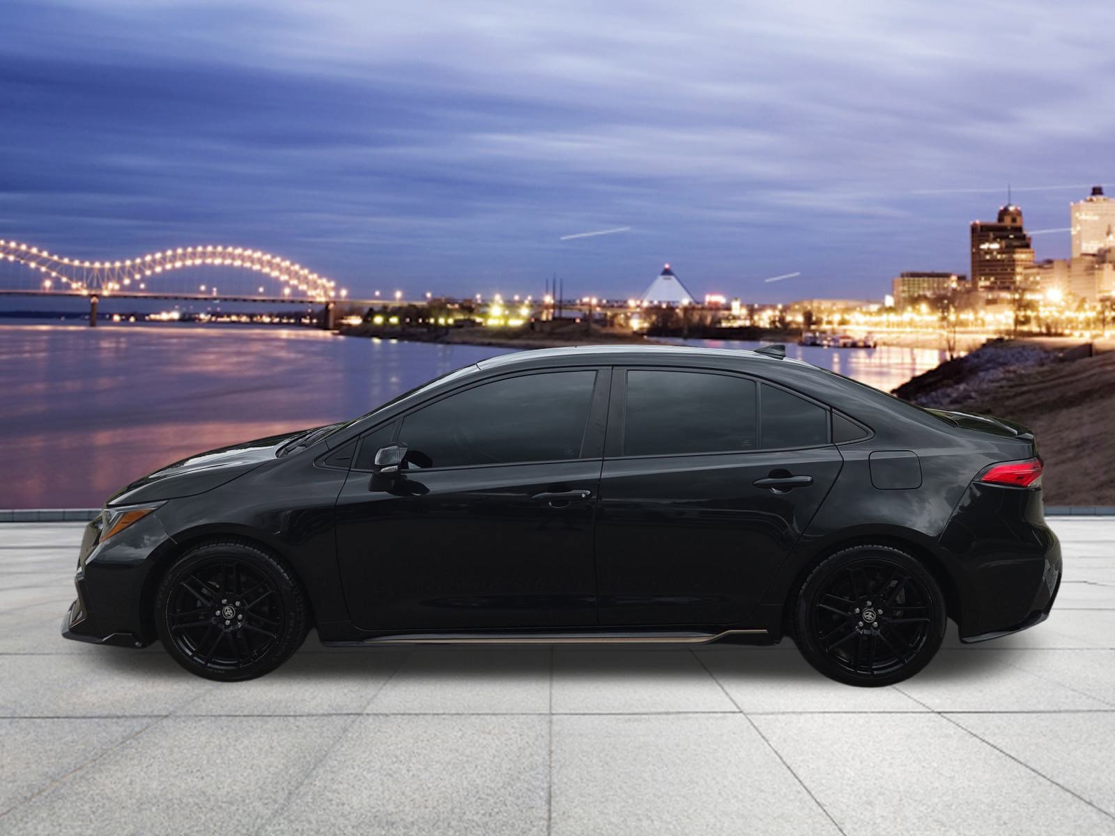 2022 Toyota Corolla SE photo 2