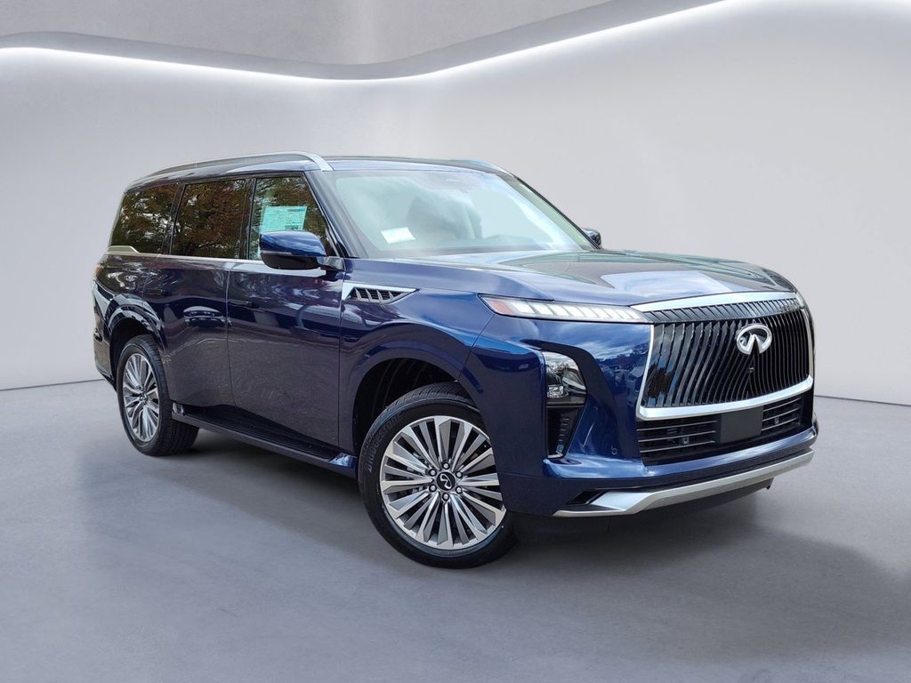 2025 Infiniti QX80 Luxe photo 2