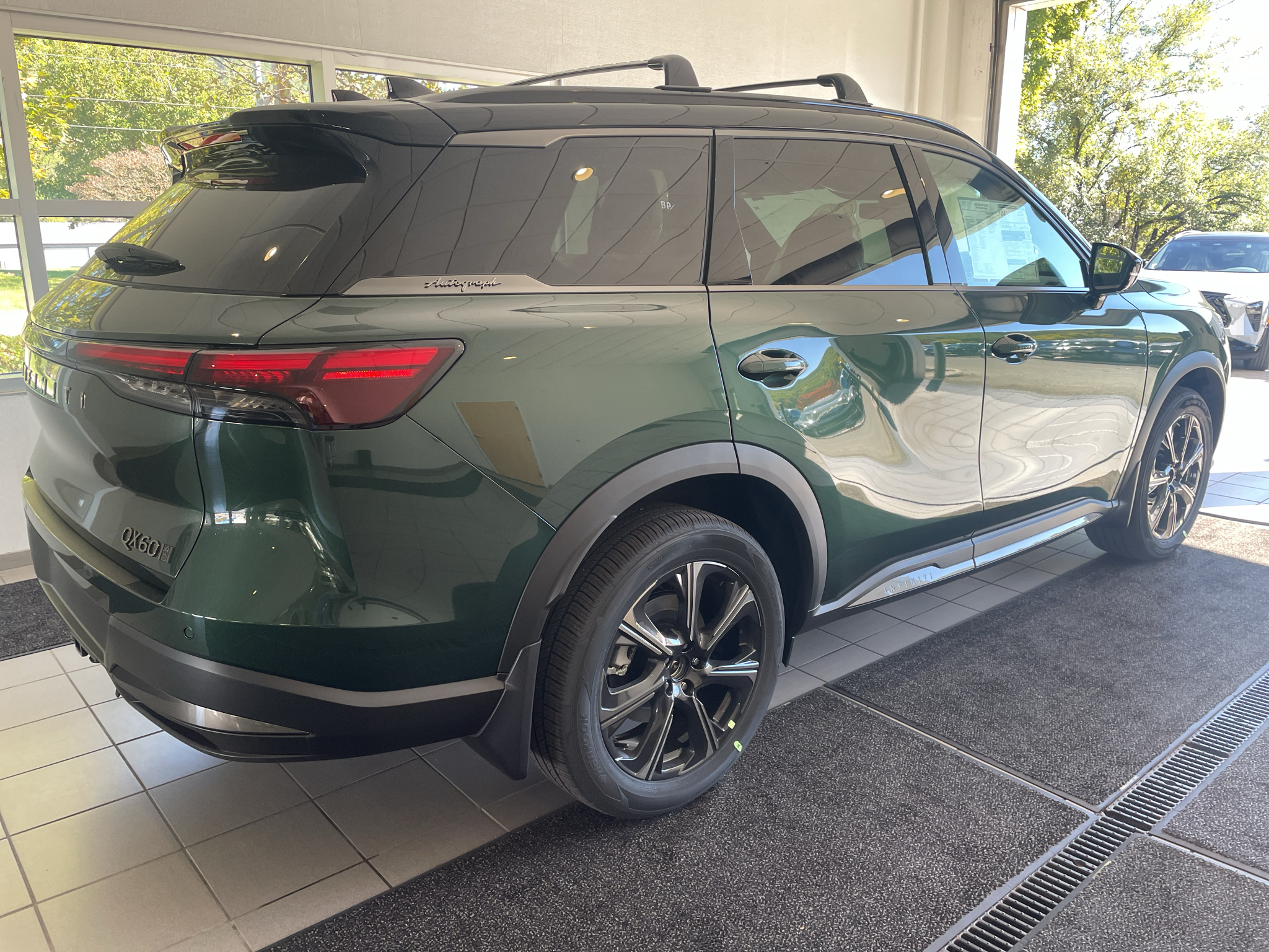 New 2027 INFINITI QX60 AUTOGRAPH SUV