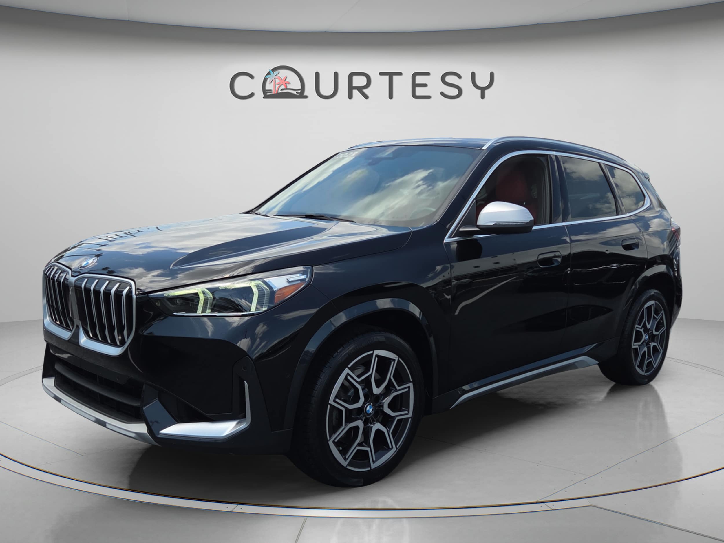 2023 BMW X1