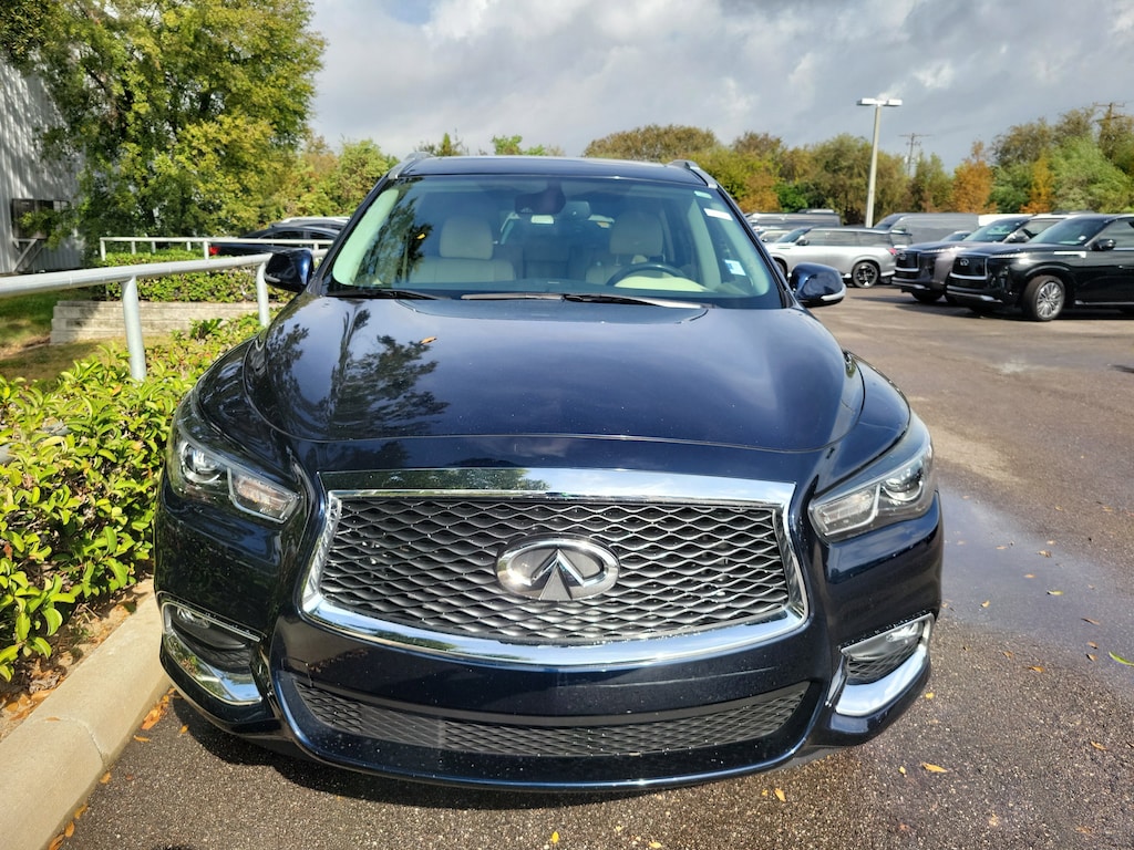 Used 2019 INFINITI QX60 LUXE SUV