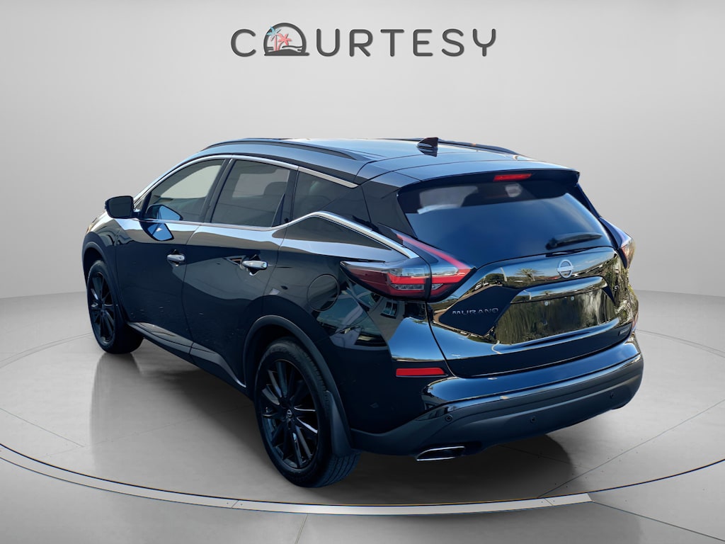 Used 2023 Nissan Murano SV SUV