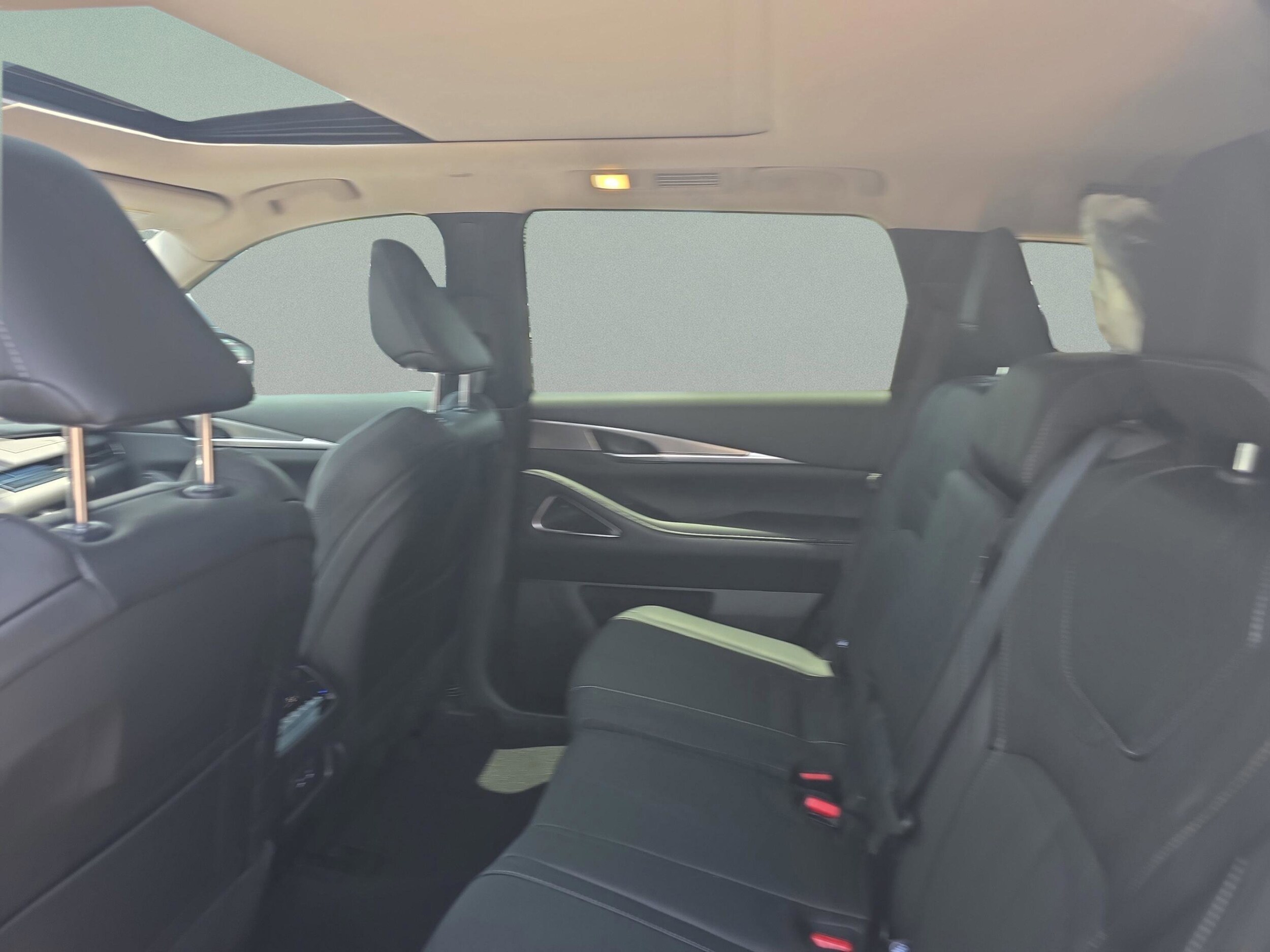 2027 INFINITI QX60 LUXE - Photo 32