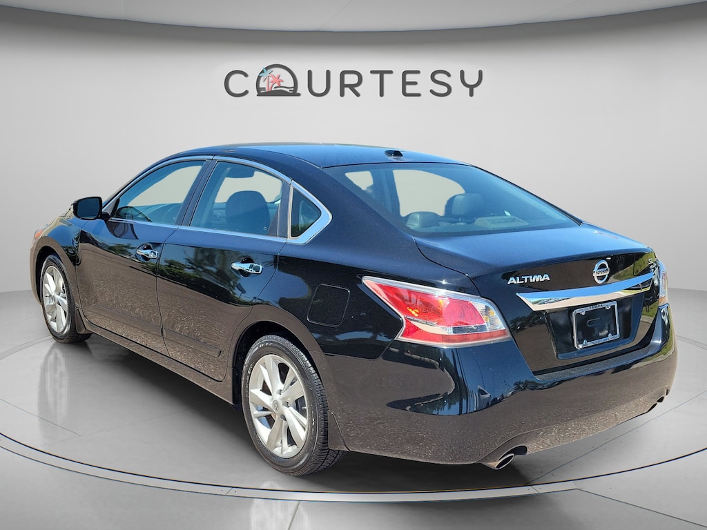 Used 2015 Nissan Altima 2.5 SL Sedan