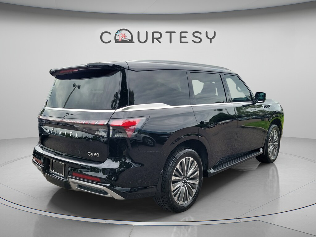 New 2026 INFINITI QX80 LUXE SUV
