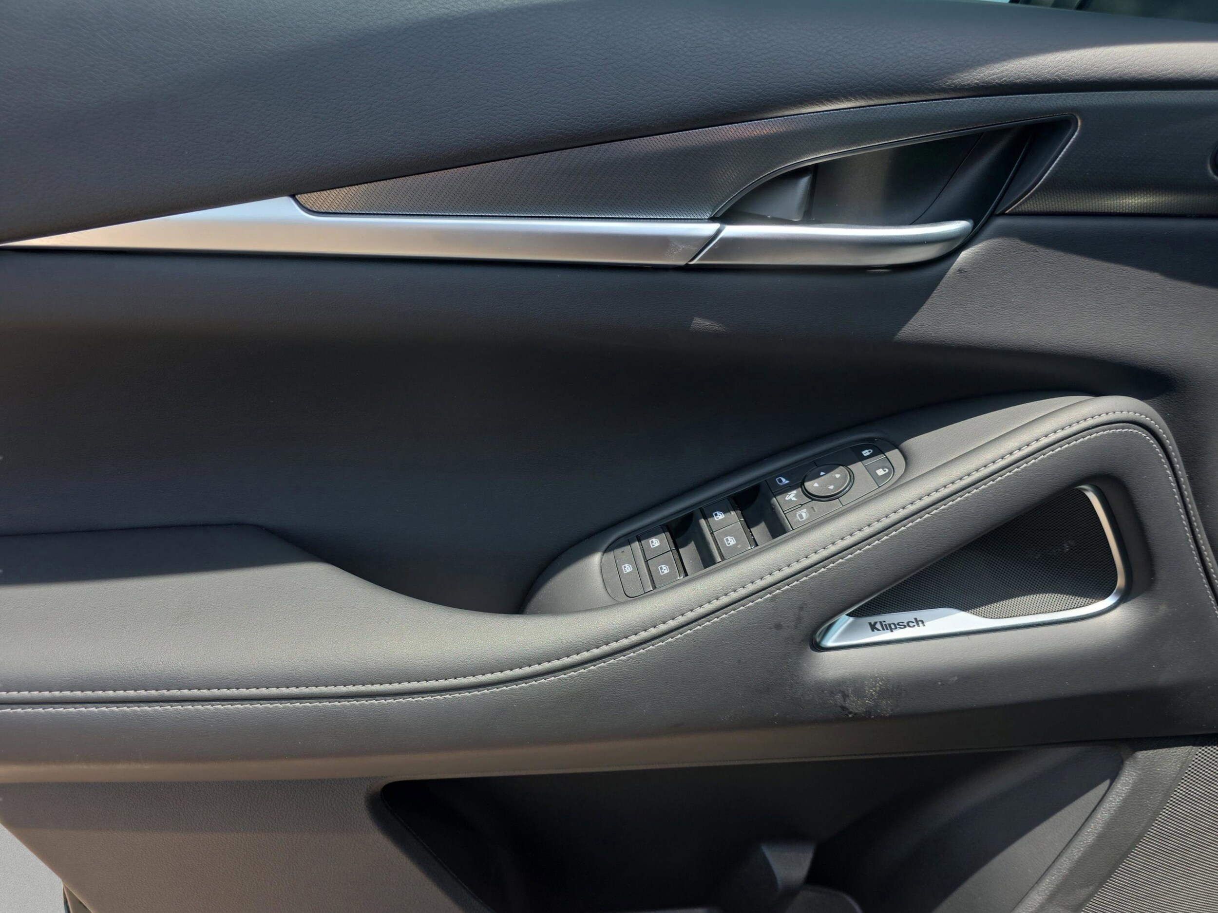 2027 INFINITI QX60 LUXE - Photo 12