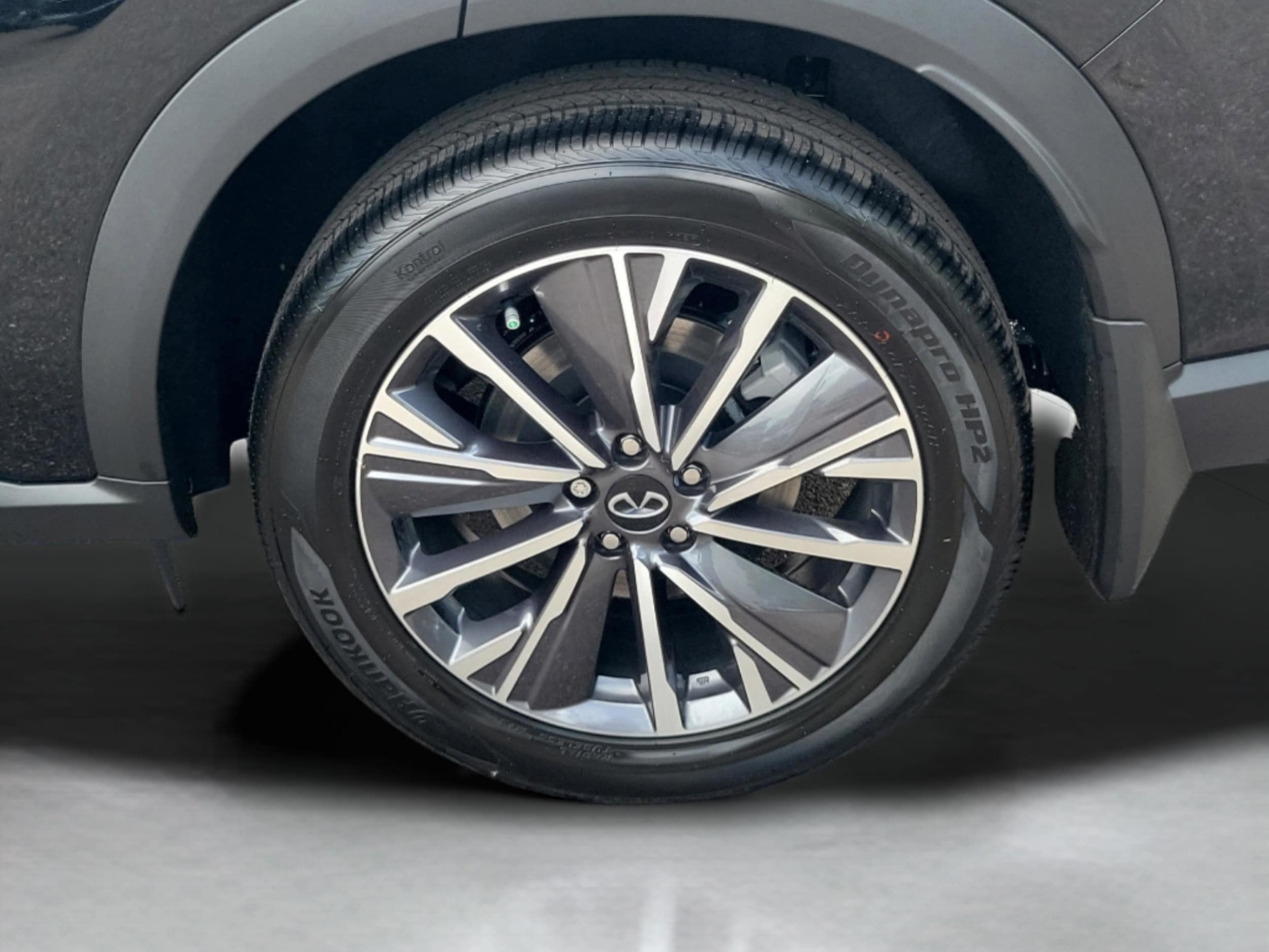 2027 INFINITI QX60 LUXE - Photo 23