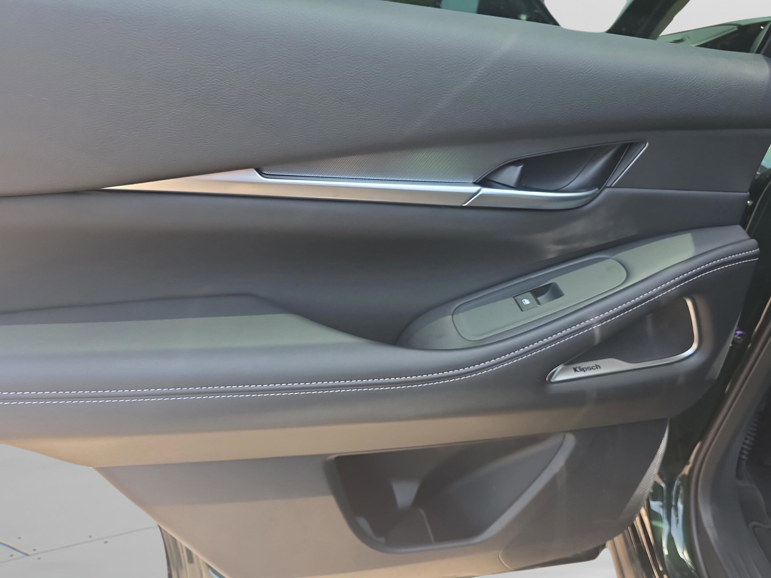 2027 INFINITI QX60 LUXE - Photo 31