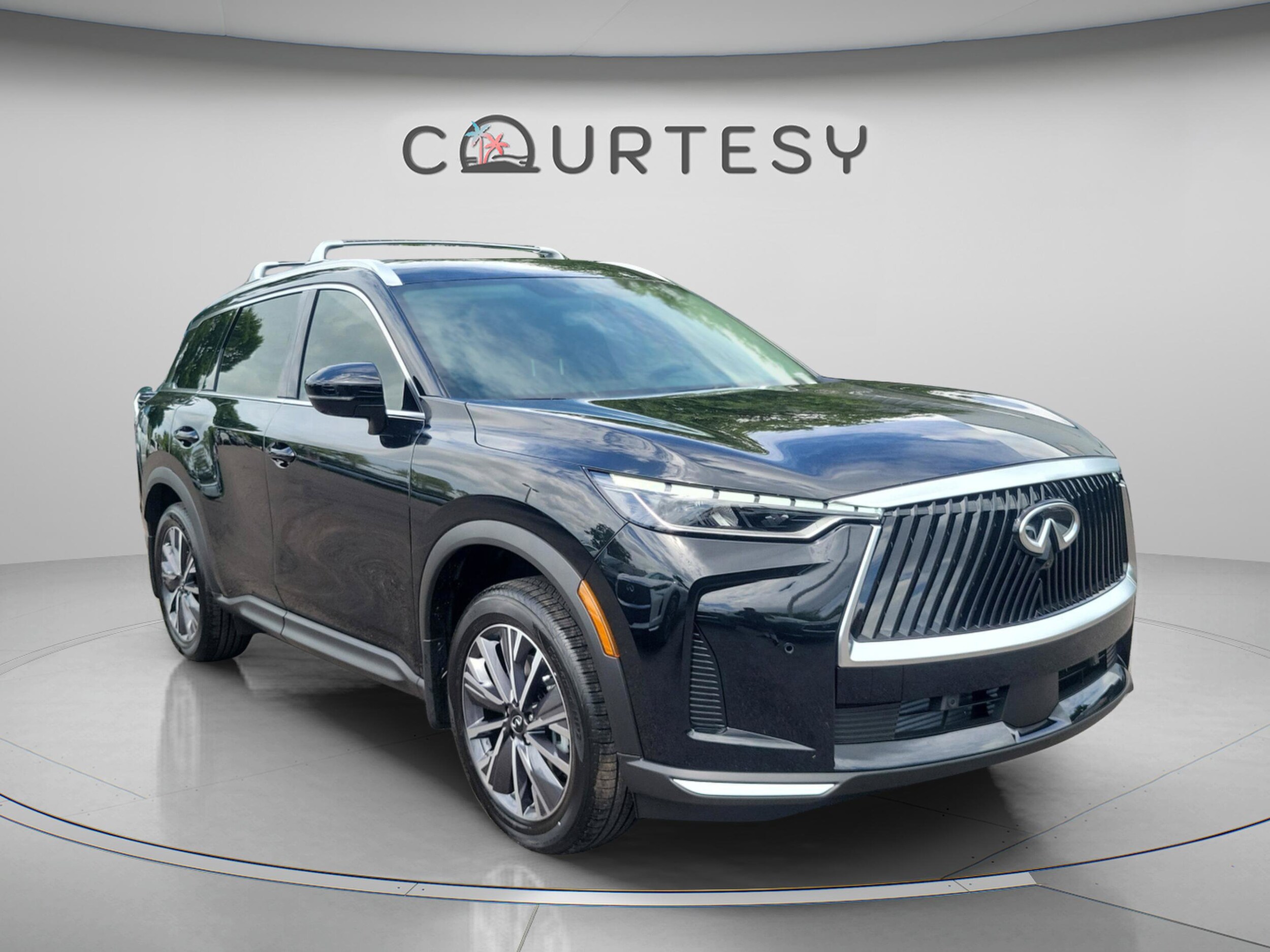 2027 INFINITI QX60 LUXE - Photo 5