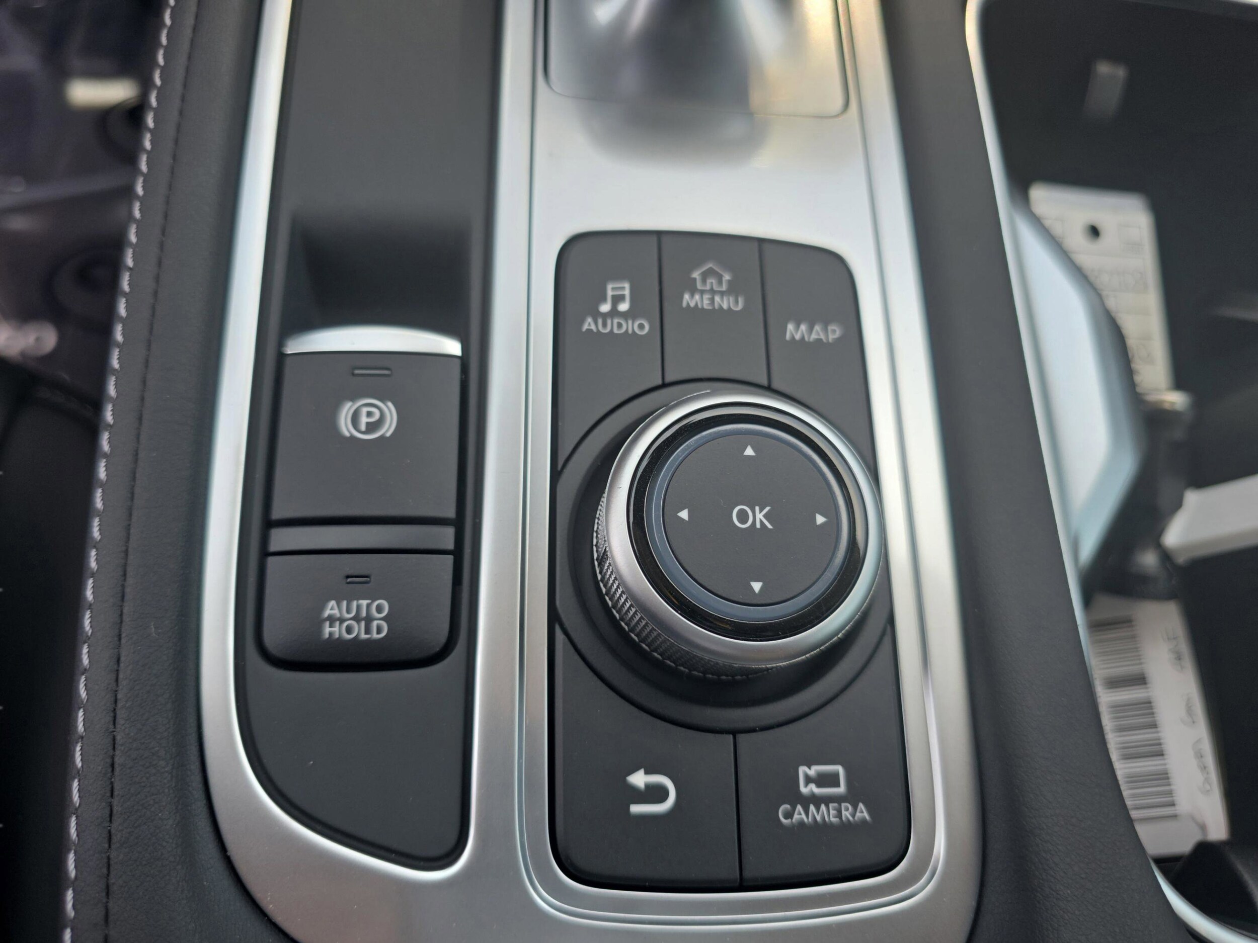2027 INFINITI QX60 LUXE - Photo 22