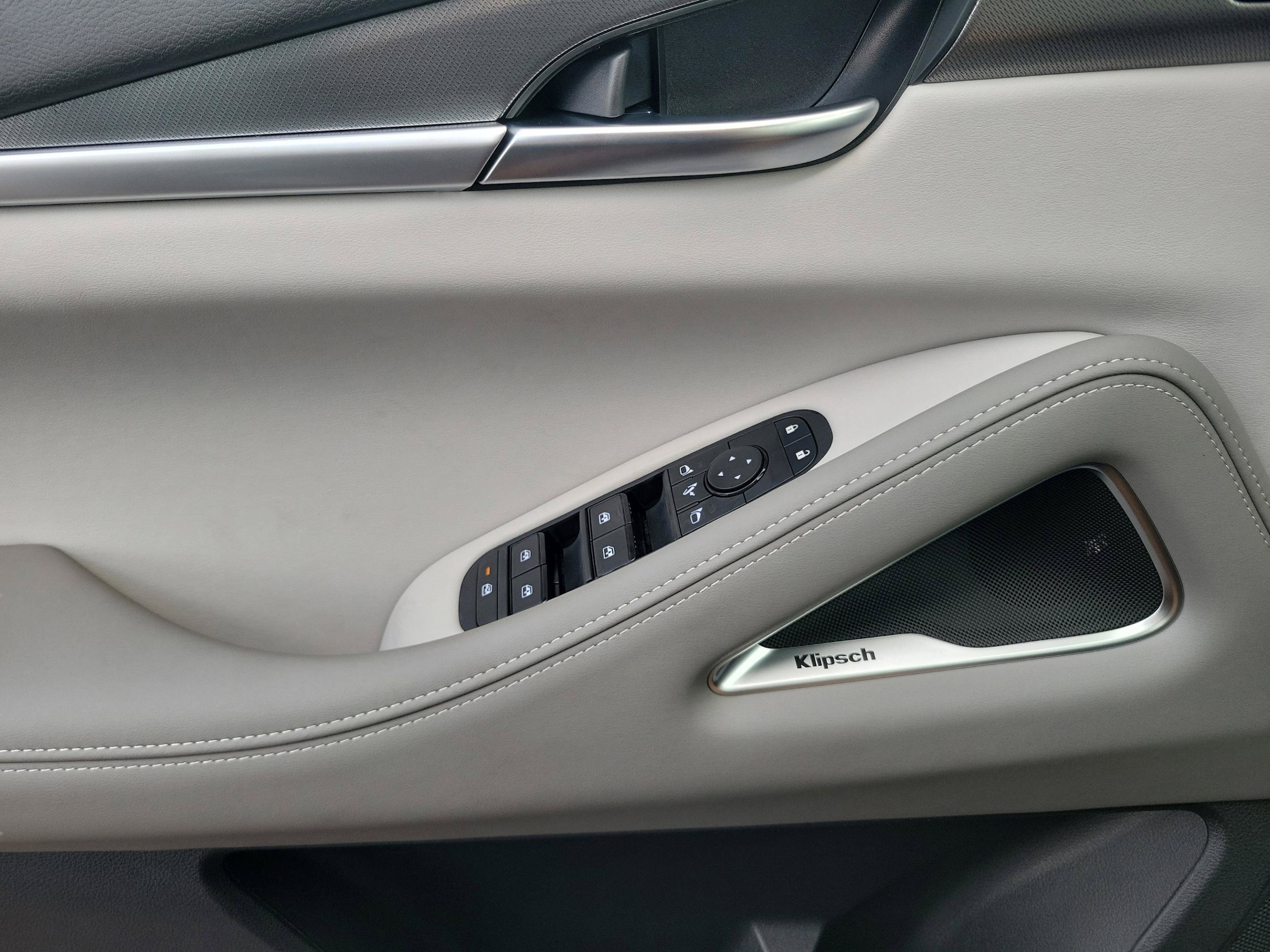 2027 INFINITI QX60 LUXE - Photo 20