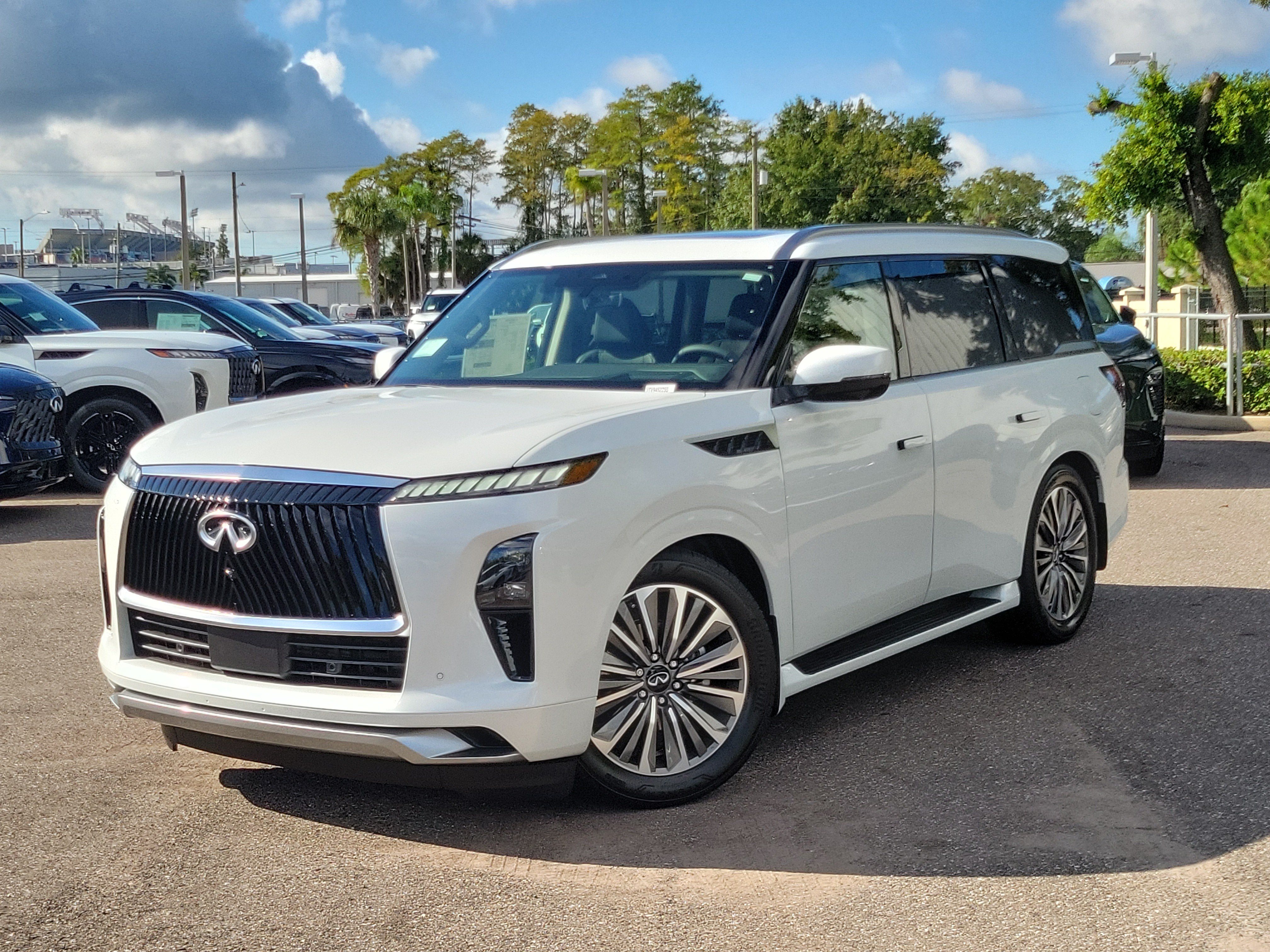 New 2027 INFINITI QX80 LUXE SUV